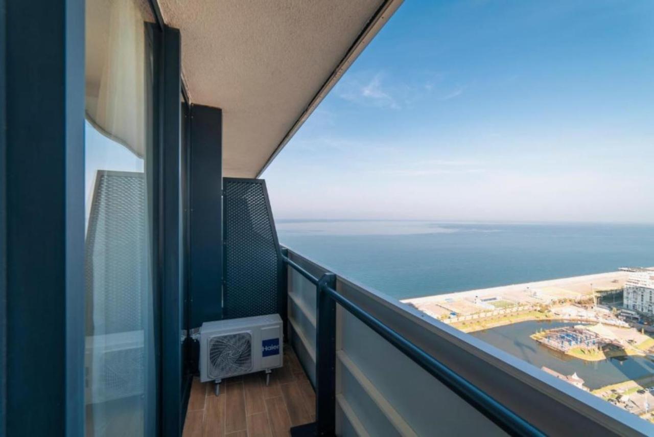 Batumi Sea Line Aparthotel Exterior foto