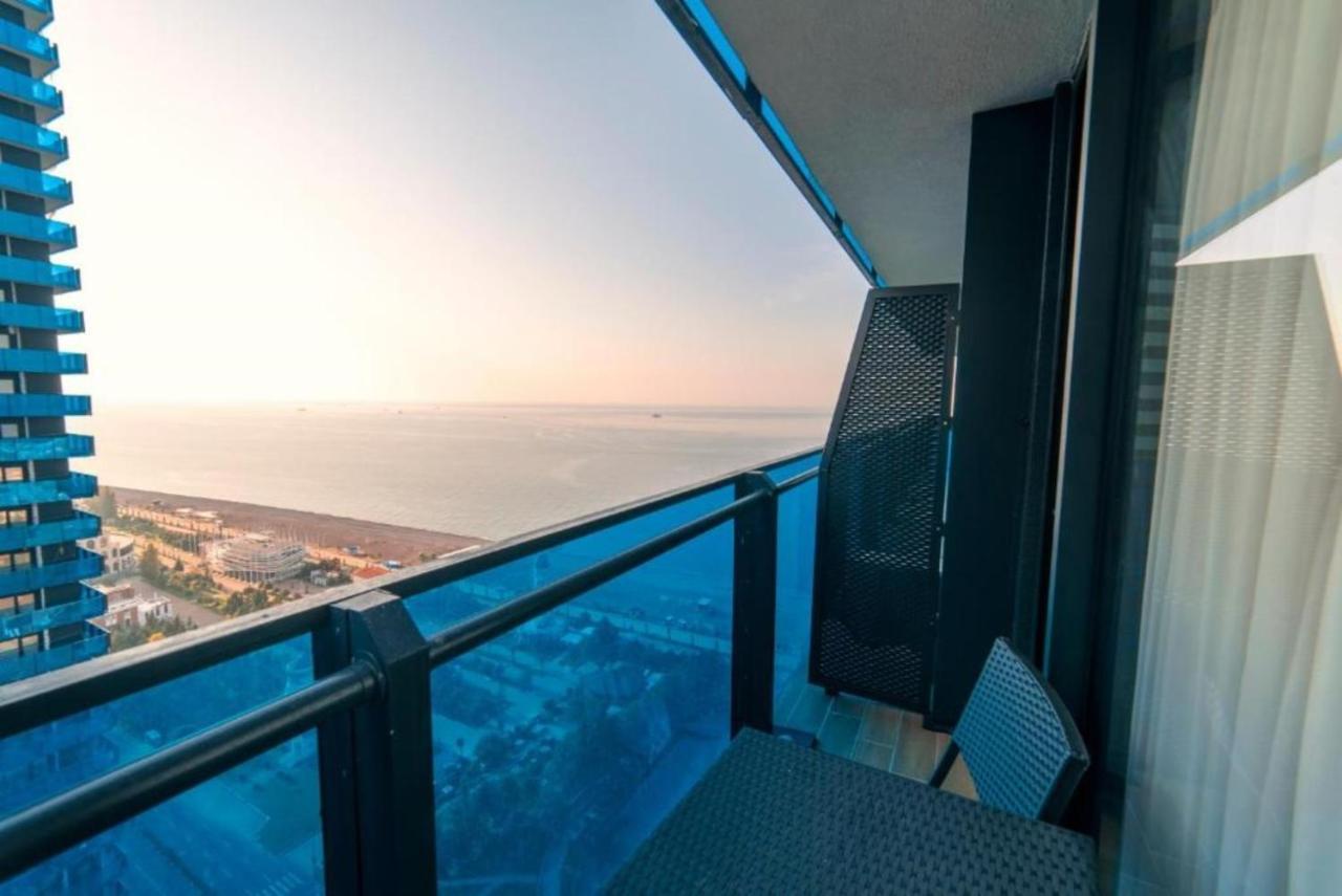 Batumi Sea Line Aparthotel Exterior foto